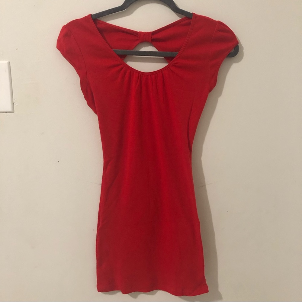 Express Vintage 90s Sexy Basic Tee